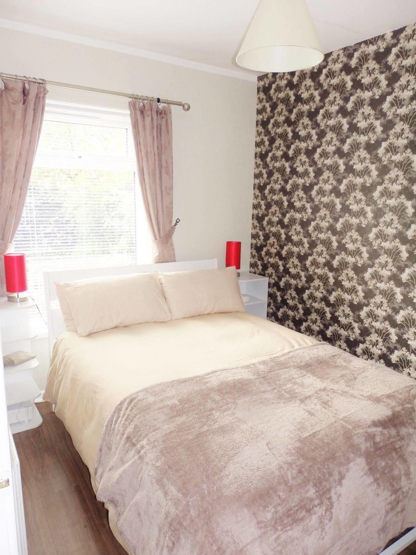 City Centre - Parking - Great Location - 4 Beds Belfast Exterior foto