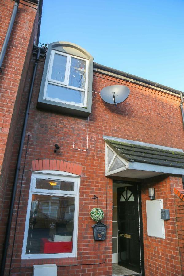 City Centre - Parking - Great Location - 4 Beds Belfast Exterior foto